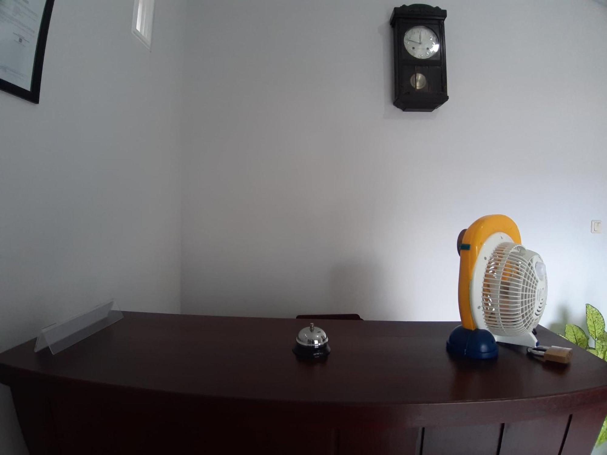Oyo 2826 Panderman Residence Blitar Εξωτερικό φωτογραφία