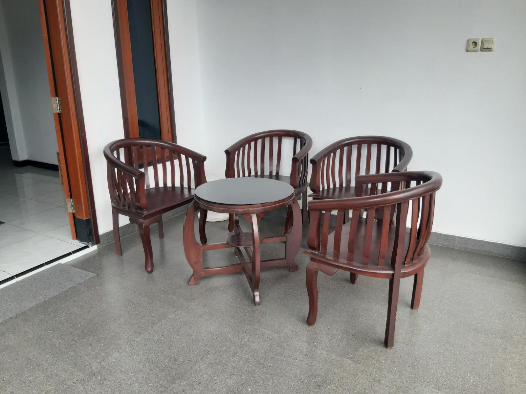 Oyo 2826 Panderman Residence Blitar Εξωτερικό φωτογραφία