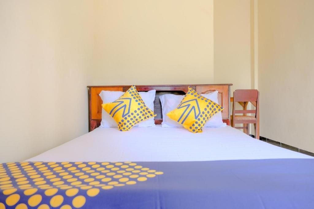 Oyo 2826 Panderman Residence Blitar Εξωτερικό φωτογραφία